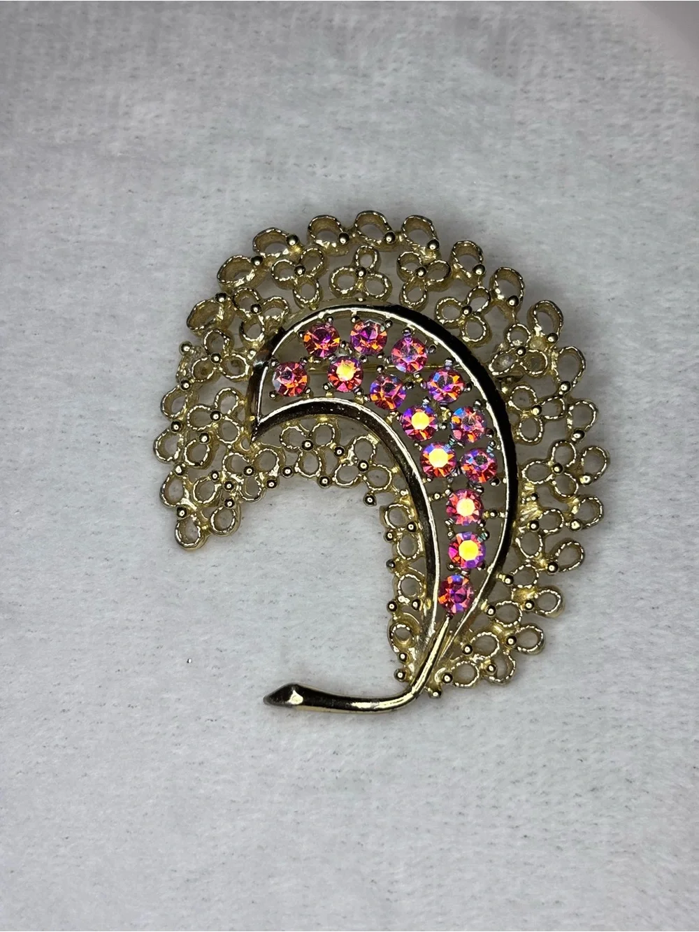 Vintage Pink AB Rhinestone Filigree Feather Leaf Brooch Gold Tone